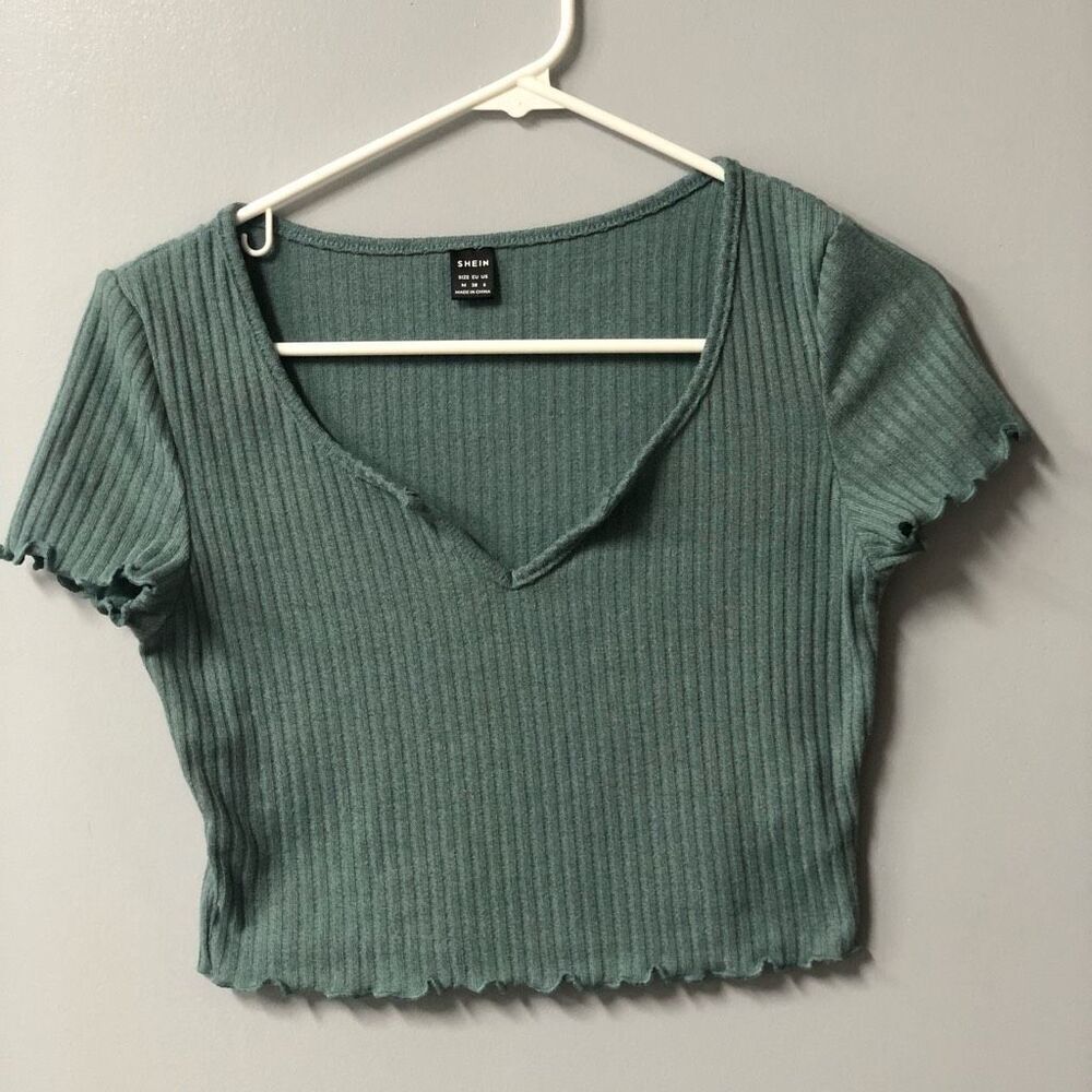 shein ez wear notch neck lettuce edge‎ tee crop top green size m